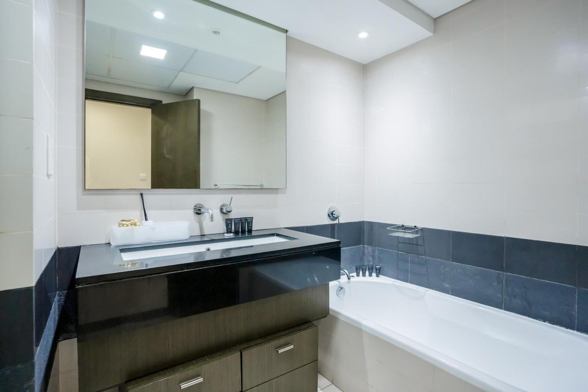 Vacay Lettings - Loft Downtown Dubai Villa Eksteriør billede